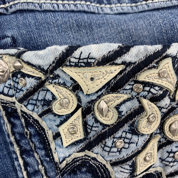 Miss Me Embellished Relaxed Boot Cut Jeans 29 x 33 - Picture 12 of 15